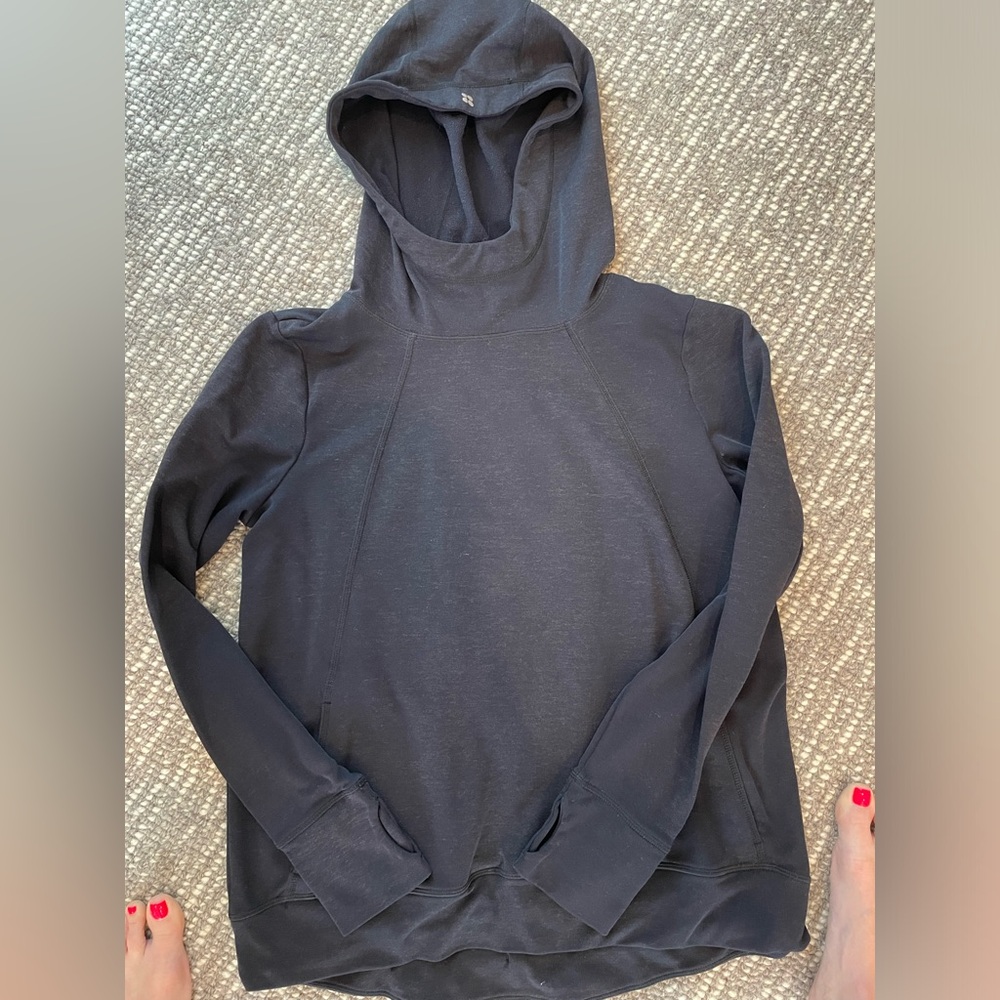 Women’s small sweaty Betty pullover navy/charcoal